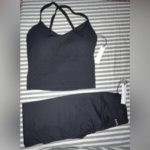 Paragon Fitwear RecStretch Sculptseam Plus Legging and Studio Top in Black Sz M